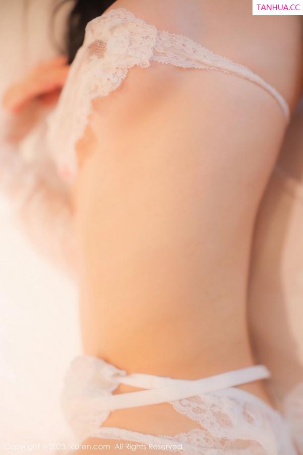   [XiuRen]高清写真图 2023.04.23 No.6621 幼幼 丝袜美腿第49张图片